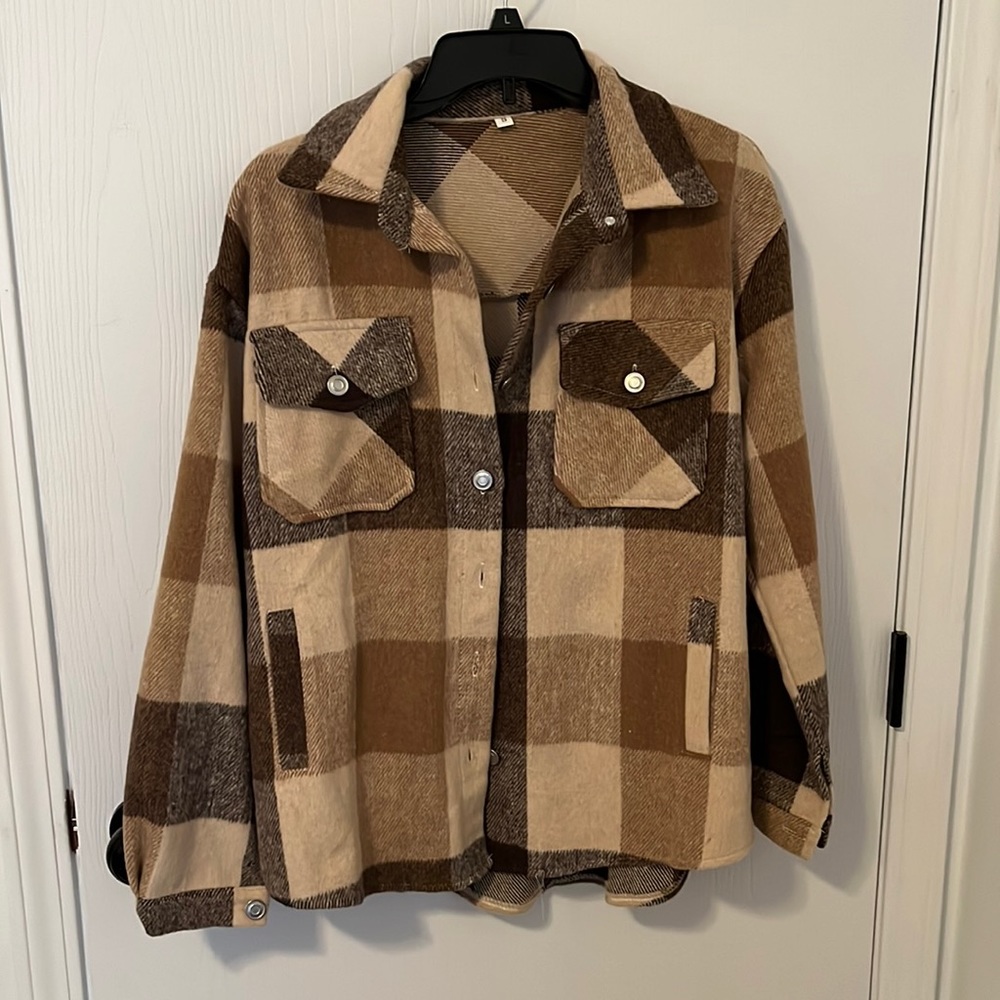 Women’s flannel shacket wool blend, NWOT - never worn!